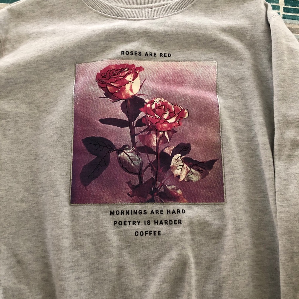 Crew neck graphic sweater